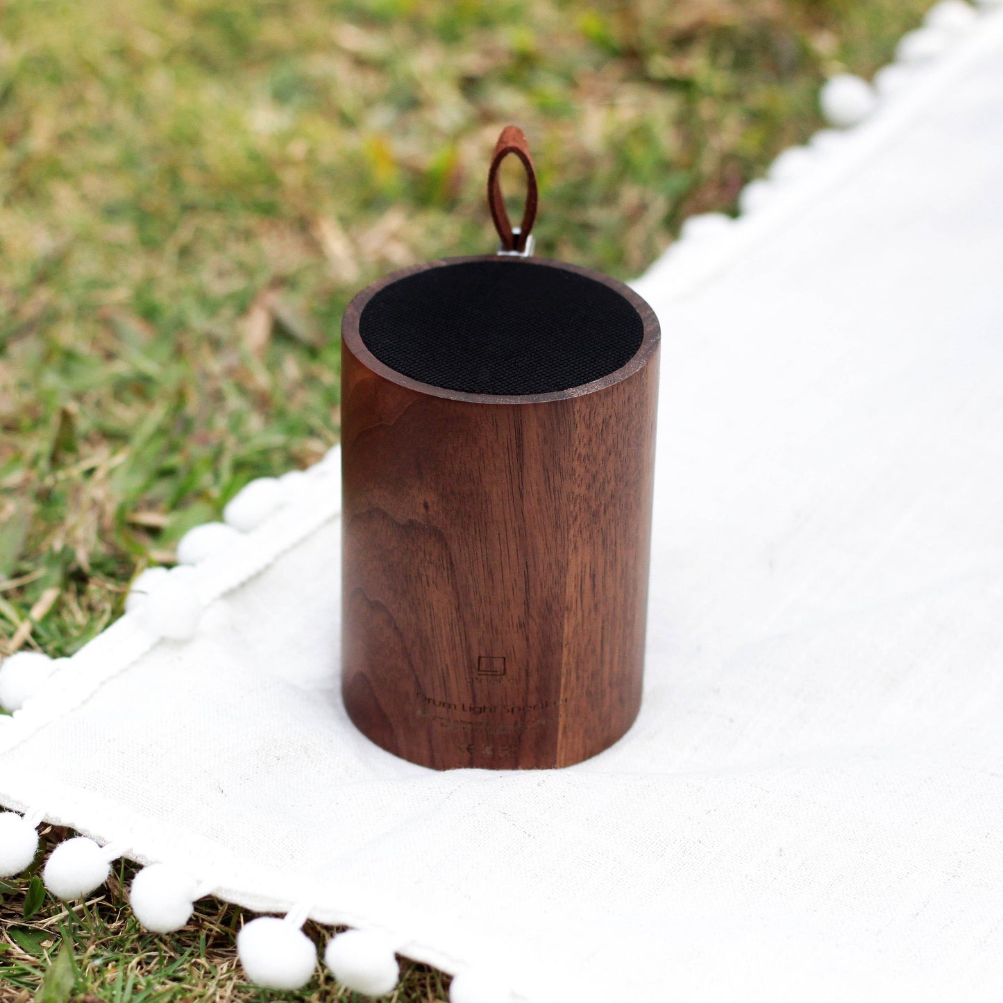 Drum Light Bluetooth Speaker: Beech