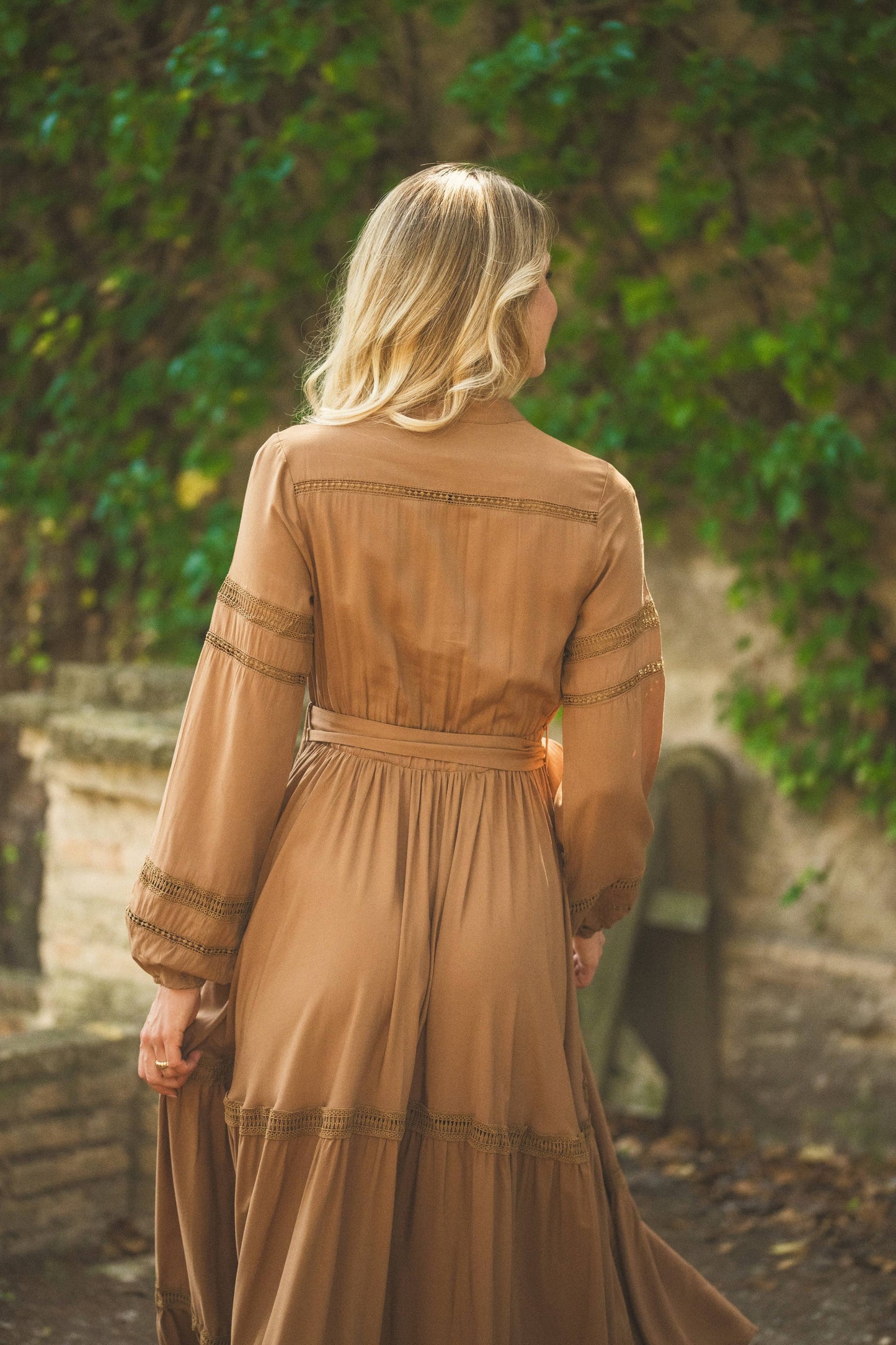 MOCHA JAYNIE MAXI DRESS
