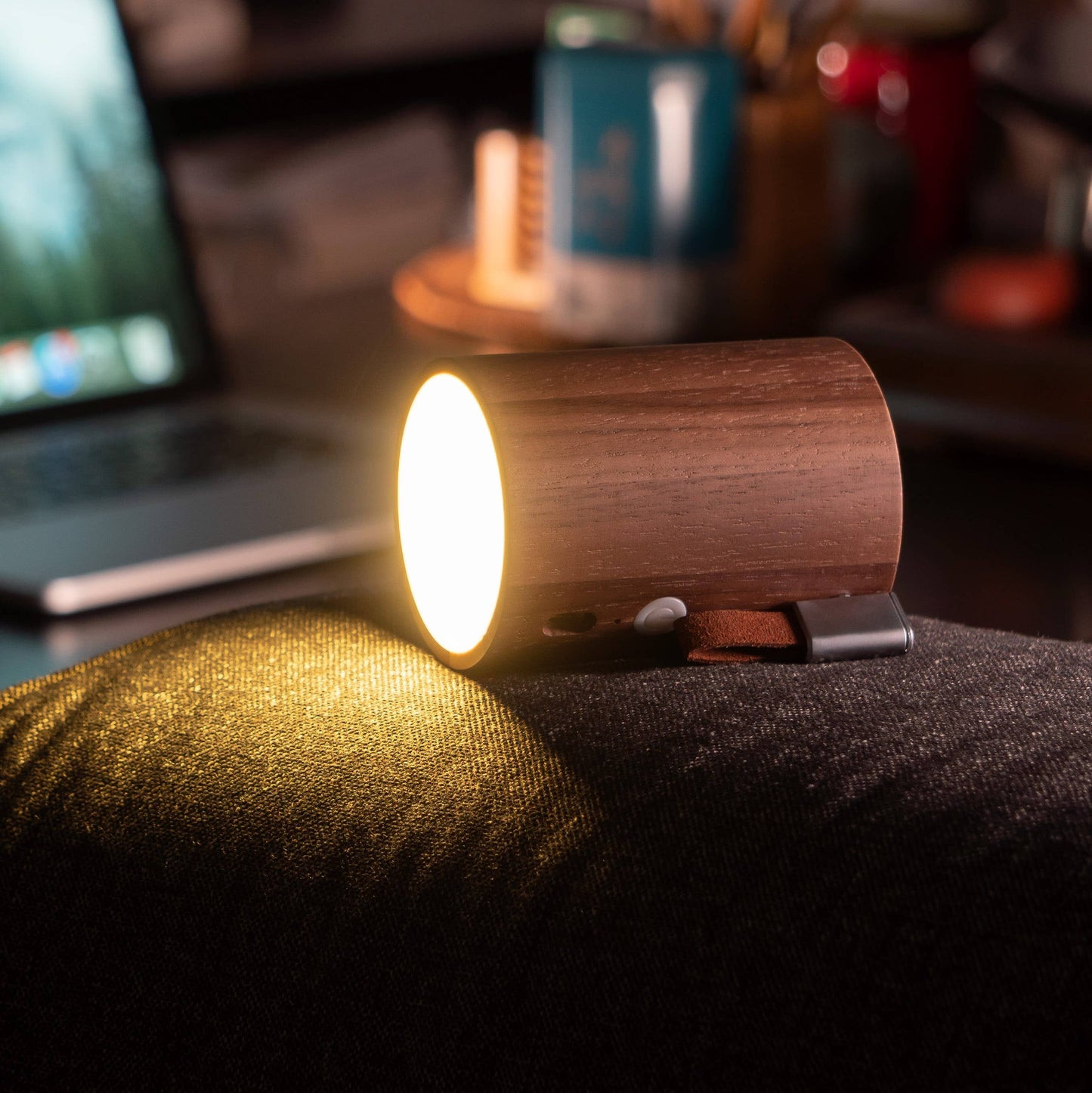 Drum Light Bluetooth Speaker: Beech