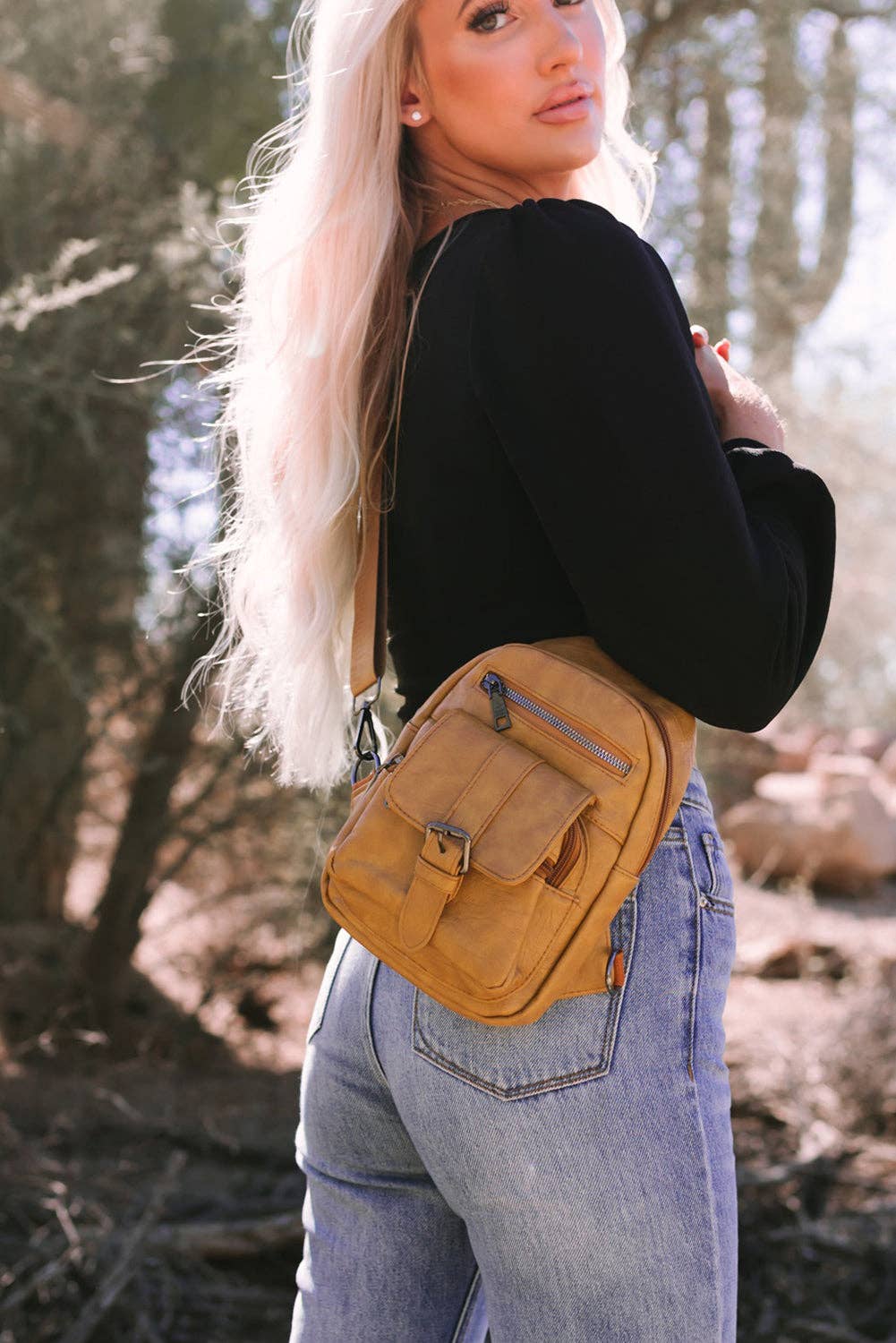 Khaki Vintage Multi Pockets Sling Bag: Khaki / 100%Pu / One Size