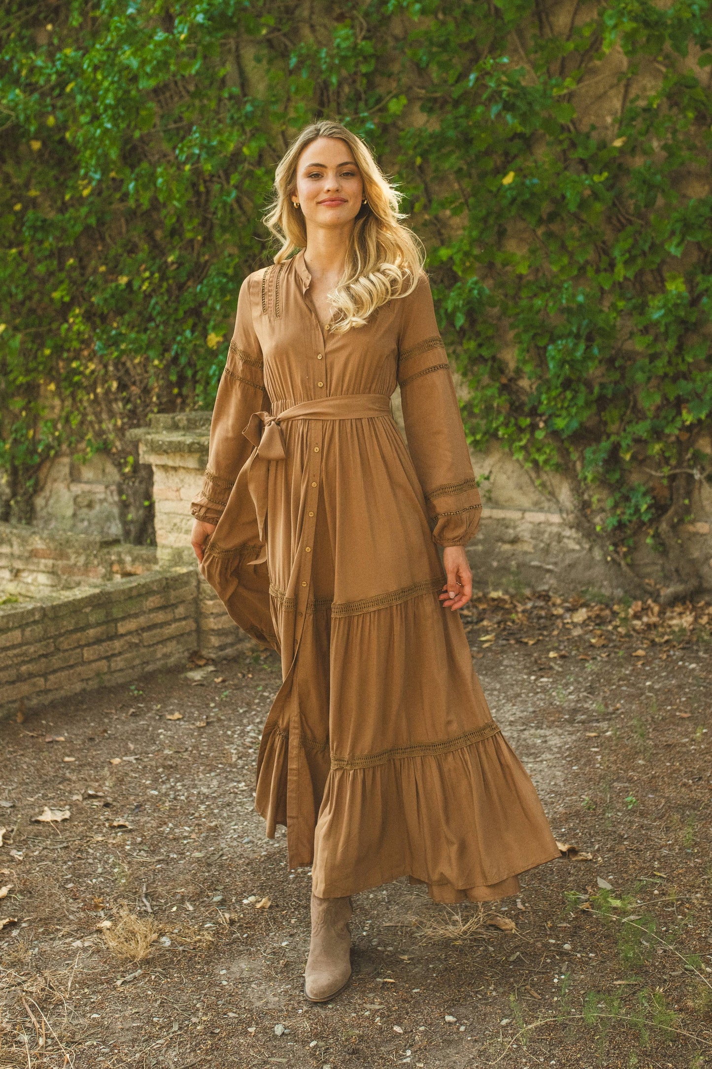MOCHA JAYNIE MAXI DRESS