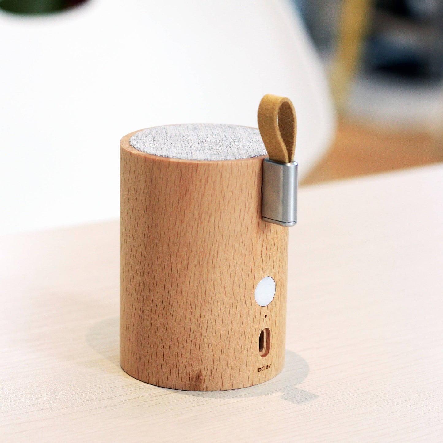 Drum Light Bluetooth Speaker: Beech
