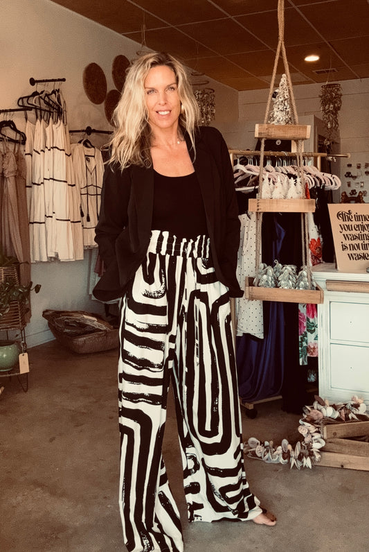 Bella Black Blazer