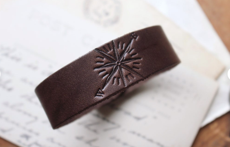 Compass Leather Cuff Bracelet: Camel Brown