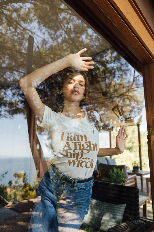 I Run a Tight Ship... Wreck | Scoop Neck